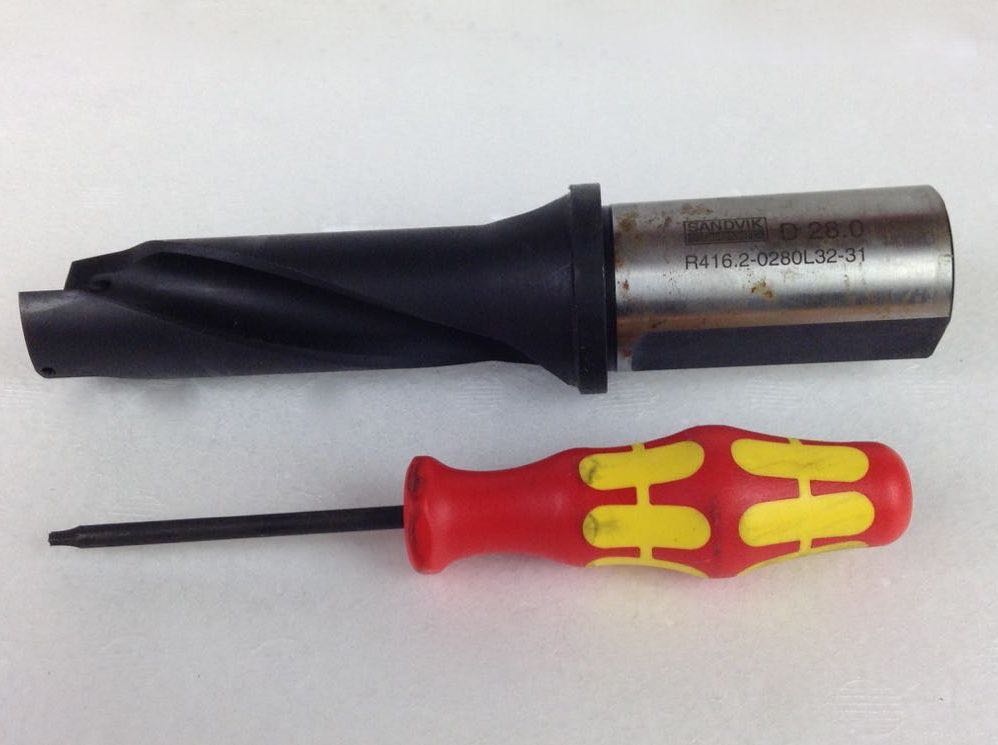 Sandvik R416.20280L3231 Coromant U Indexable Insert Drill