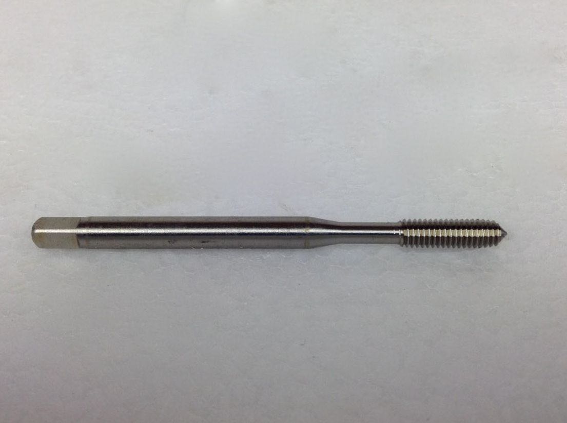 Dormer E217 M4 HSCo Roll Tap DIN 371