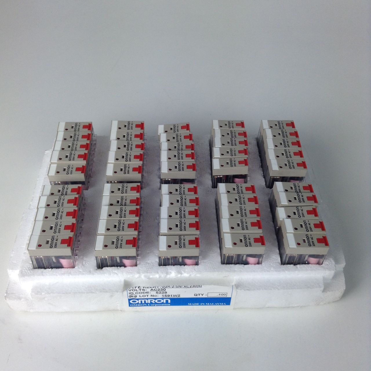 Omron G2R-2-SNI-230AC Relay New Factory Packing (50 Pieces)