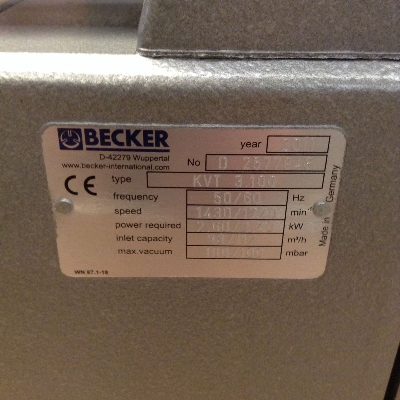 Becker KVT 3.100 Rotary Vane Vacuum Pump NMP