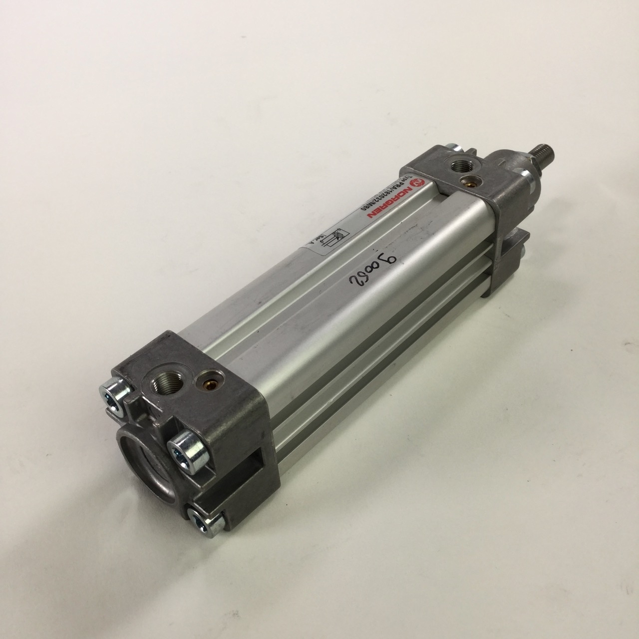 PRA/182032/M/80 Pneumatic Cylinder 32mm bore 80mm stroke New NMP