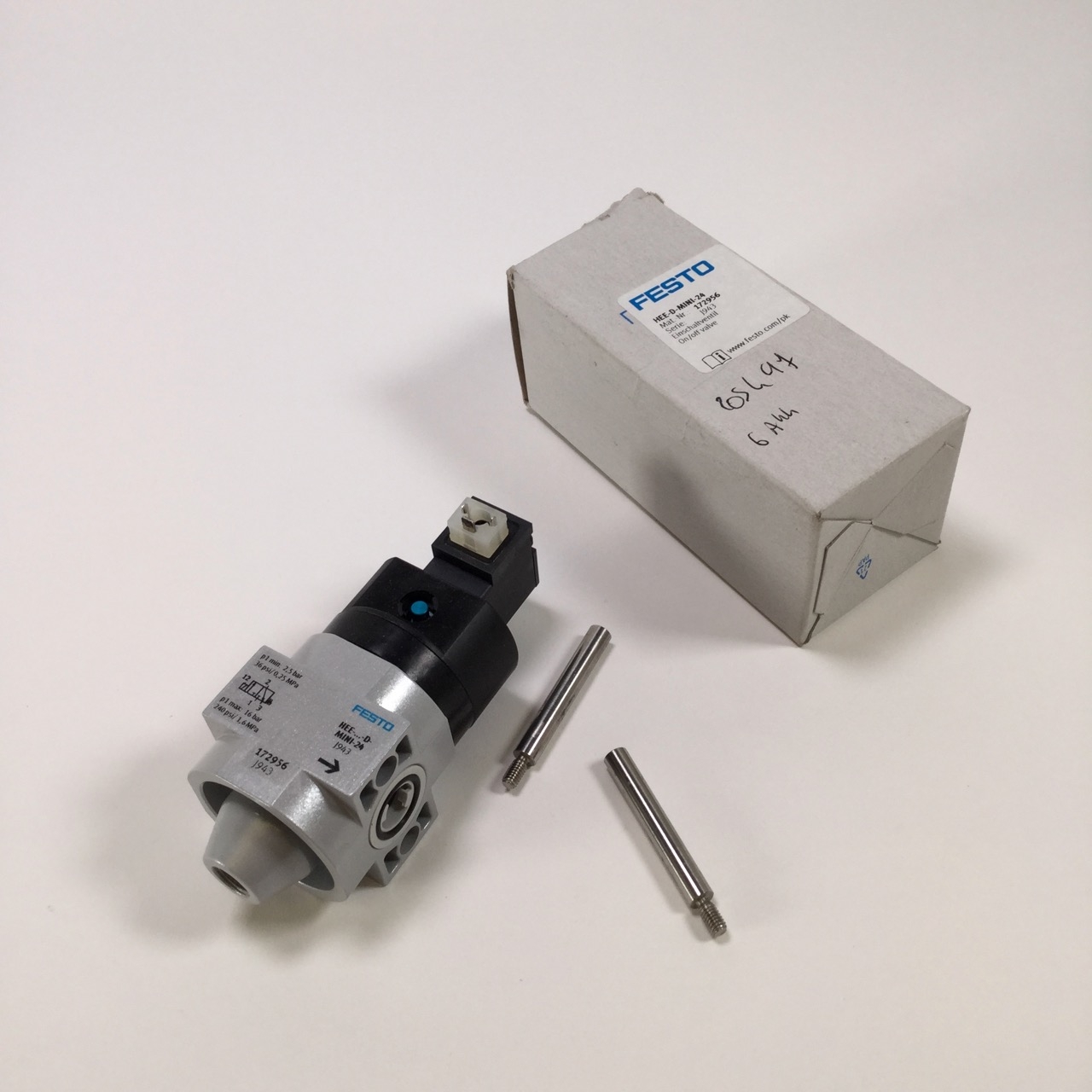 Festo HEE-D-MINI-24 On-off valve electrical 24 V DC Einschaltventil New NFP