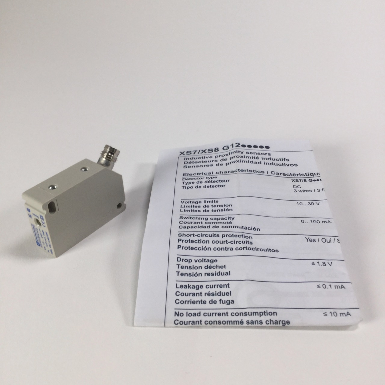 Telemecanique XS7G12PA140S Inductive proximity switch OsiSense XS New NFP