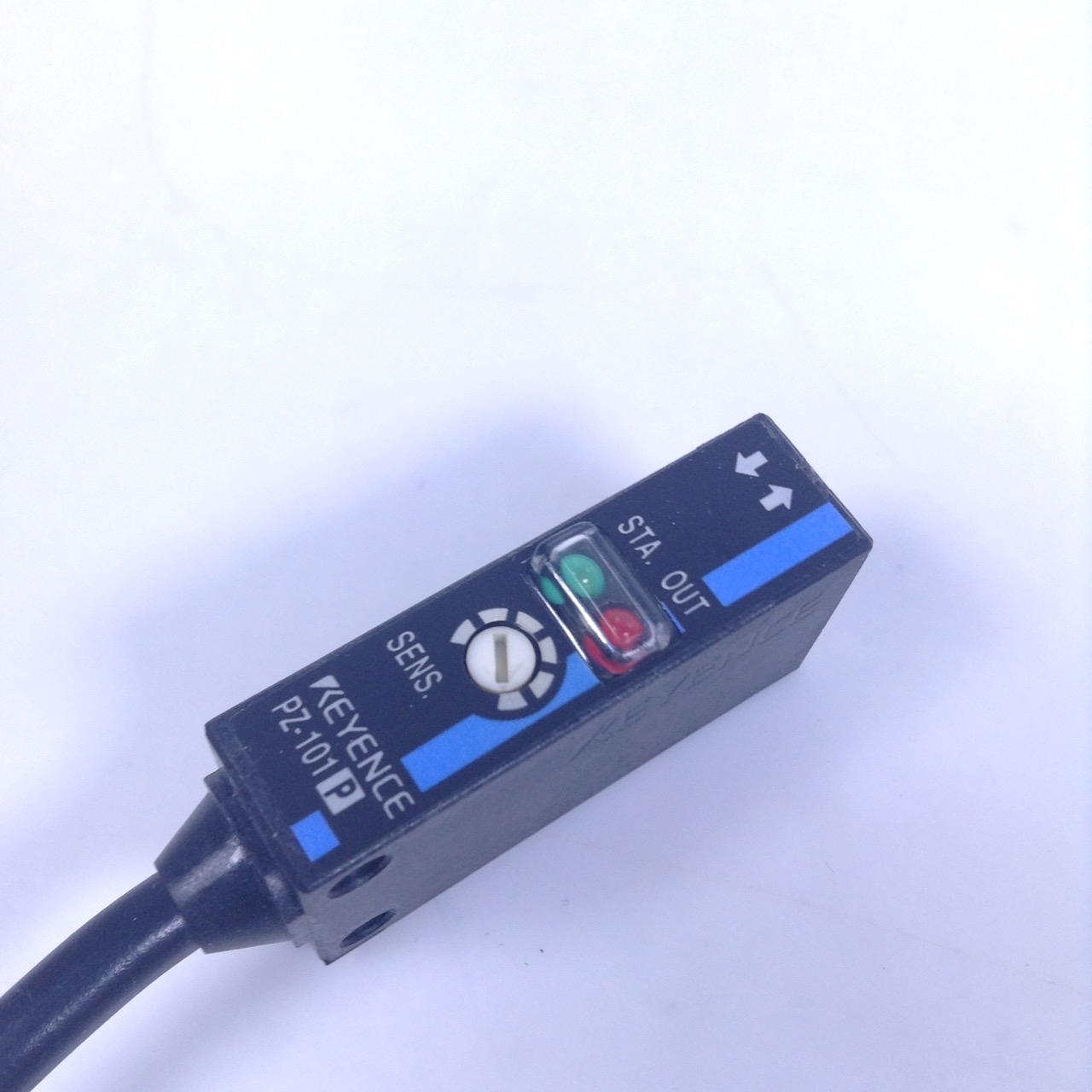 Keyence PZ101P Photoelectric Sensor with Amplifier NFP