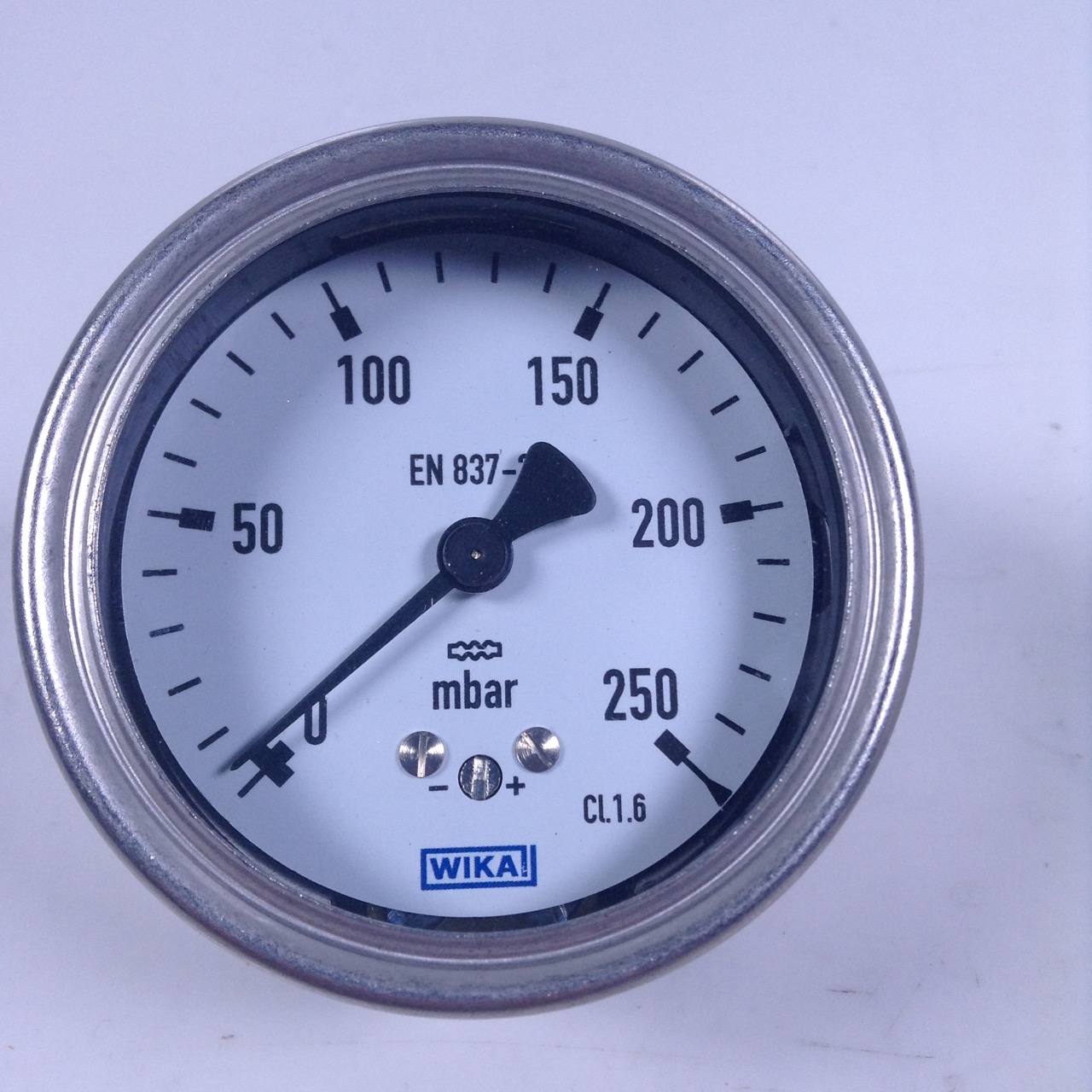 Wika 45149038 Capsule pressure gauge copper alloy 250 mbar NFP