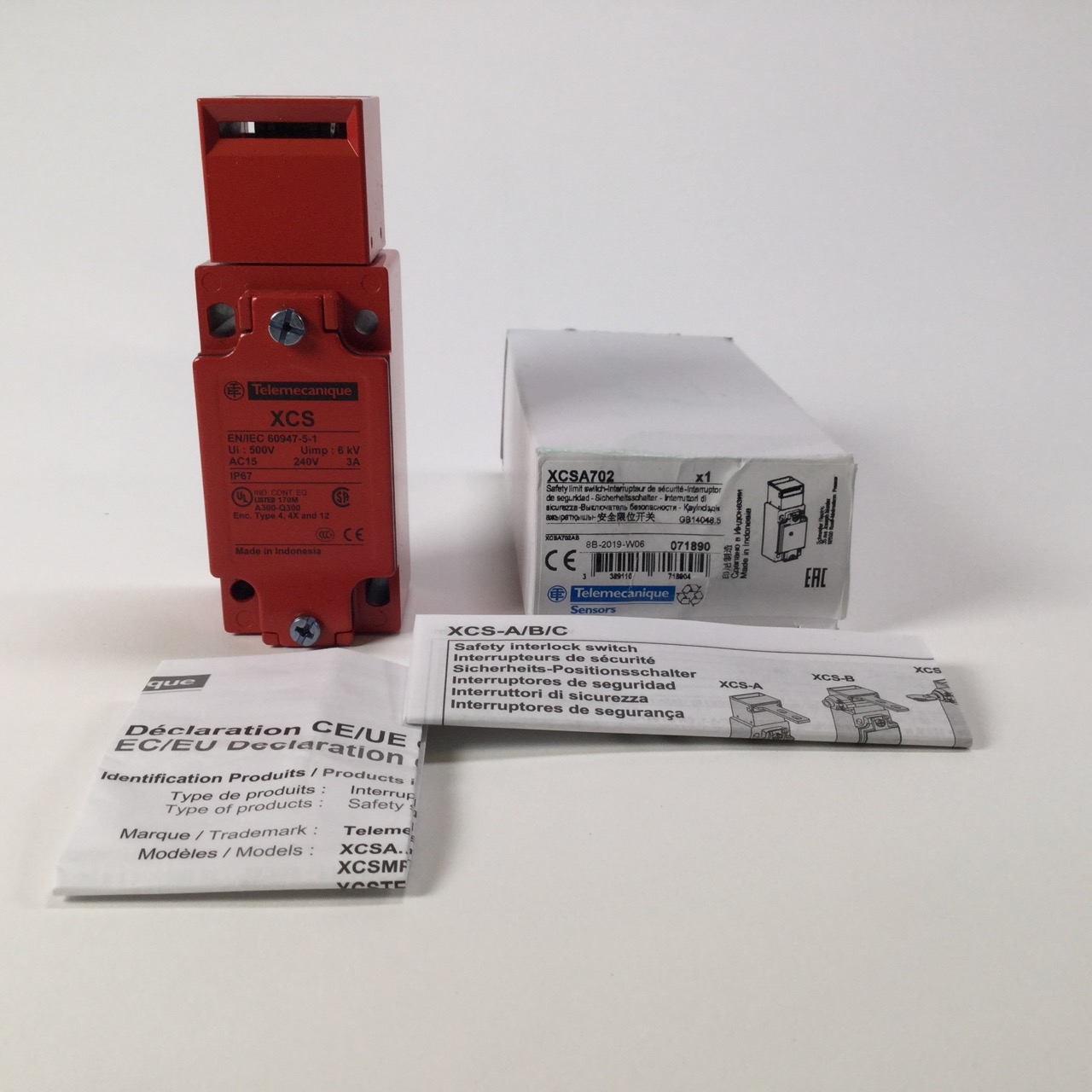 Telemecanique XCSA702 Safety Limit Switch Metal M20 New NFP