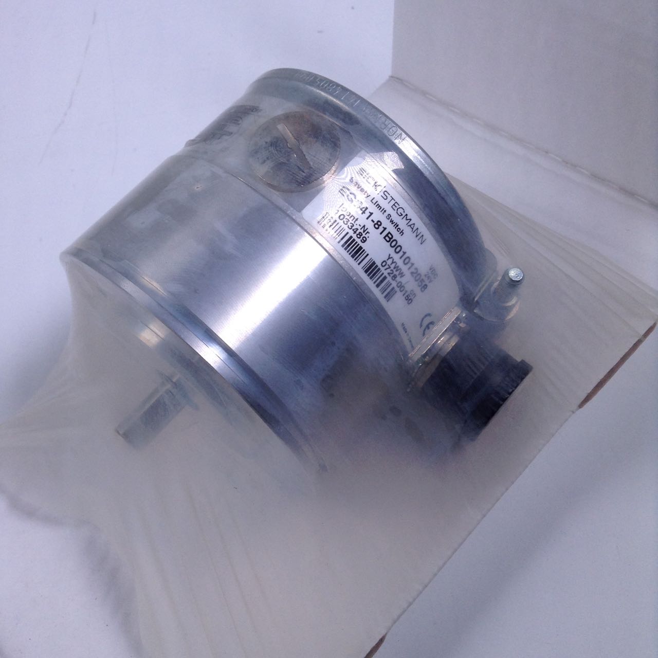 Sick EG34181B001012058 ID 1033489 Safety Limit Switch 24V NFP