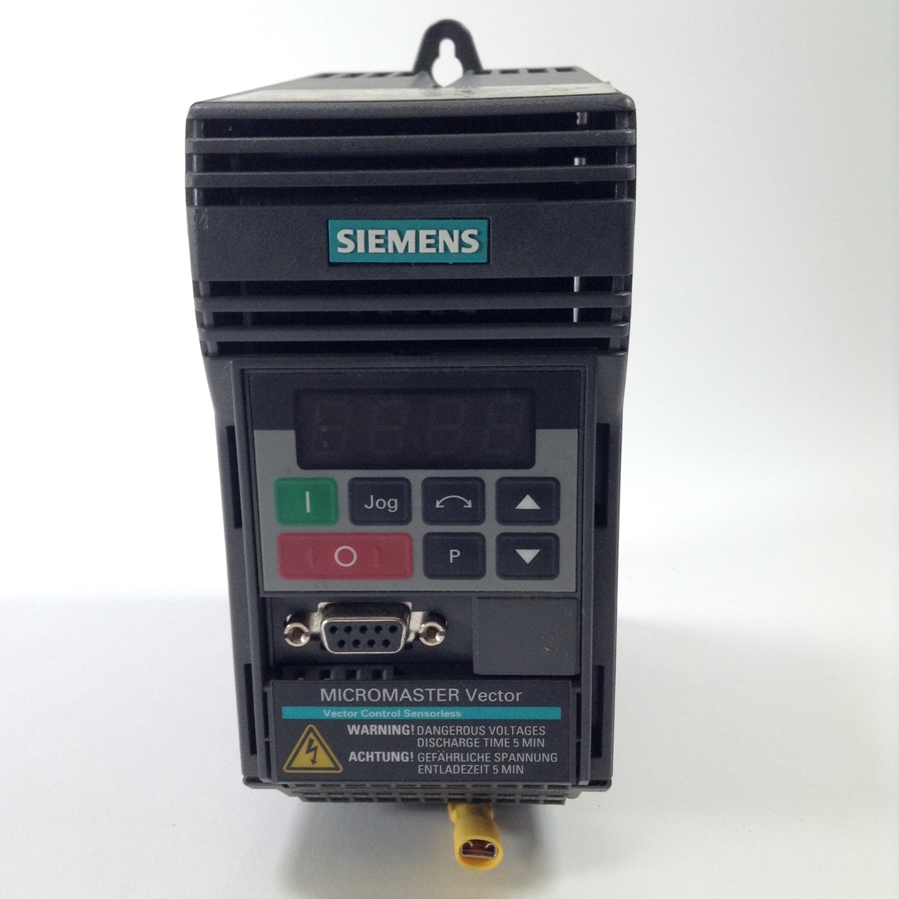 Siemens 6SE32111DA40 Micromaster vector New NMP