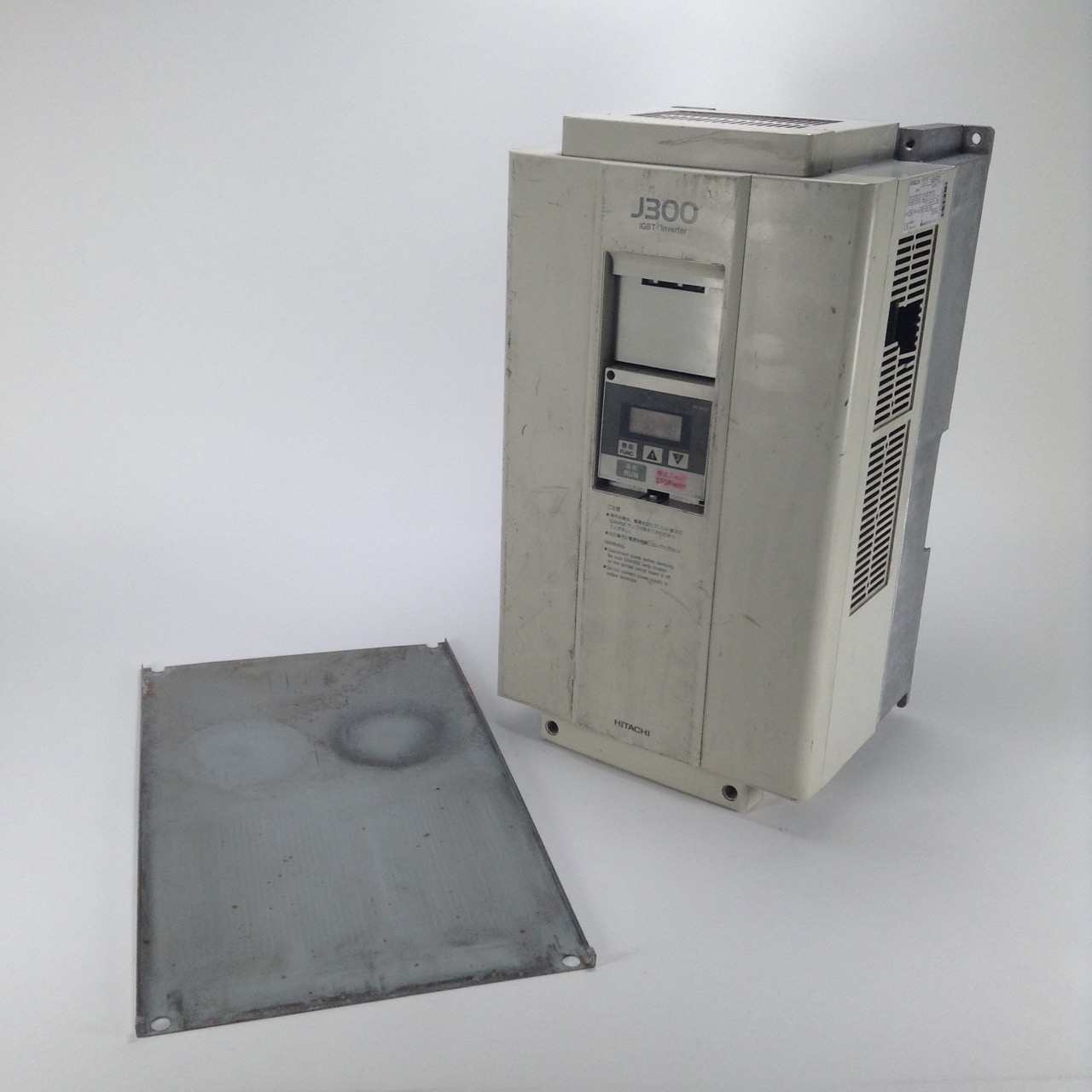 Hitachi J300150HFE3 Frequency Converter Frequenzumrichter J300 150HFE3