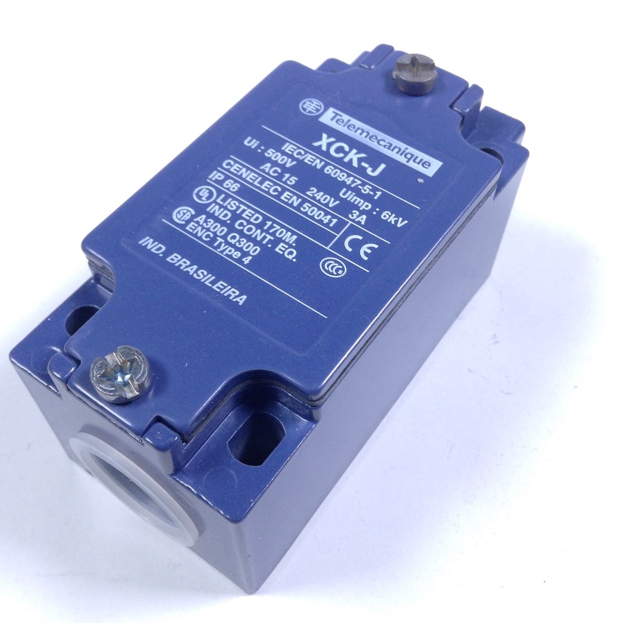 Telemecanique ZCKJ1 Limit Switch 064610 AC15 240V 3A NFP