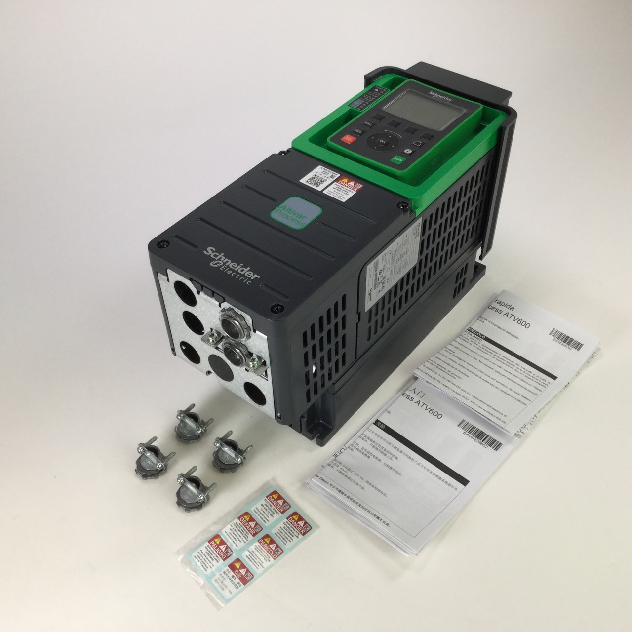 Schneider Electric ATV630U30N4 Variable speed drive ATV630 New NFP