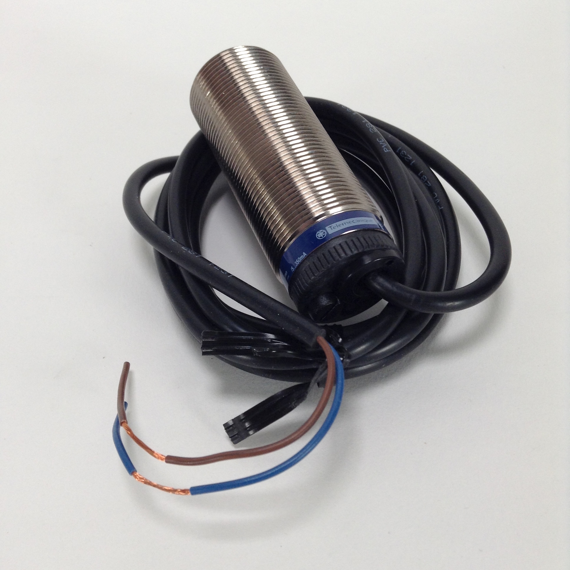 Telemecanique XSAV11801 Inductive proximity switch XSAV11801 NFP