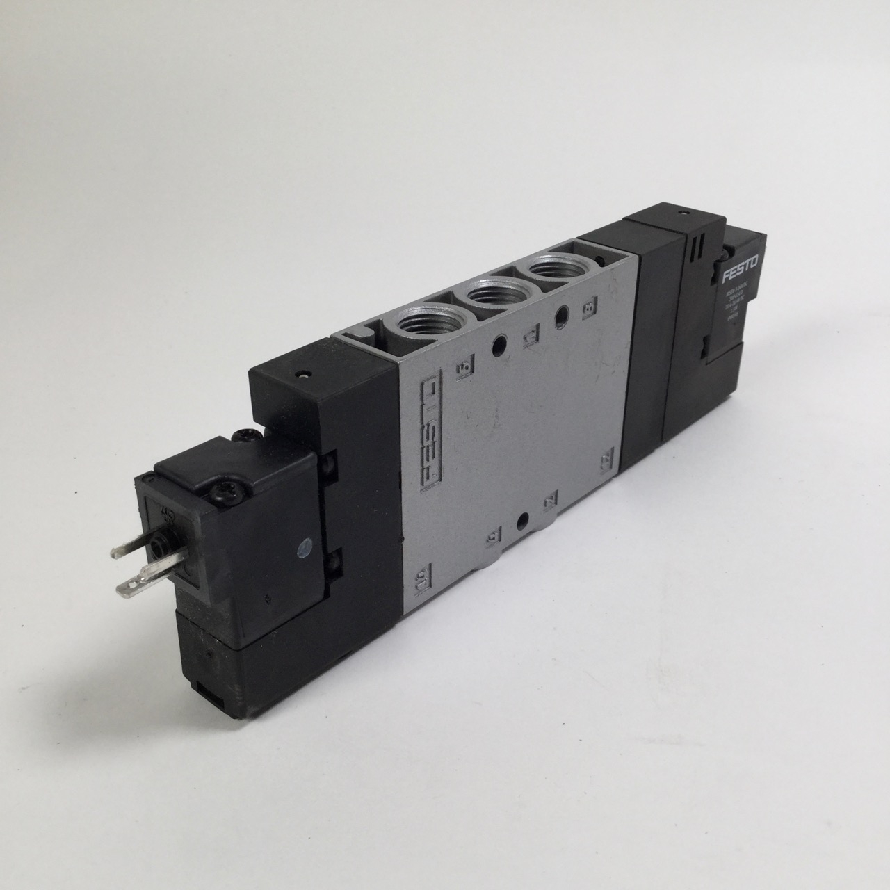 FESTO CPE18 M1H 5/3G QS 10 170259 Vanne Magnétique Neuf EUR 89,34   FR