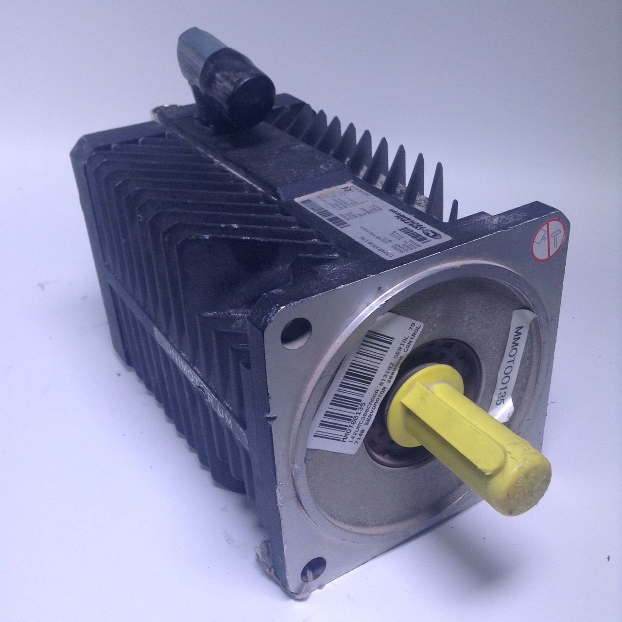 Control Techniques 142UMC300CAAAA Brushless AC Servo motor UMP